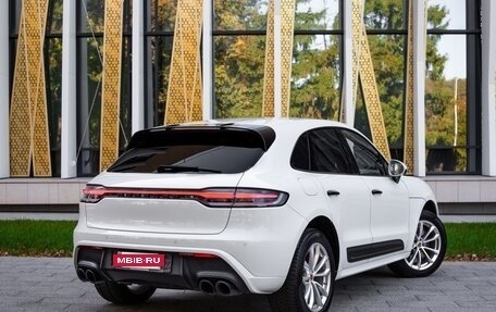 Porsche Macan I рестайлинг, 2023 год, 9 000 000 рублей, 2 фотография