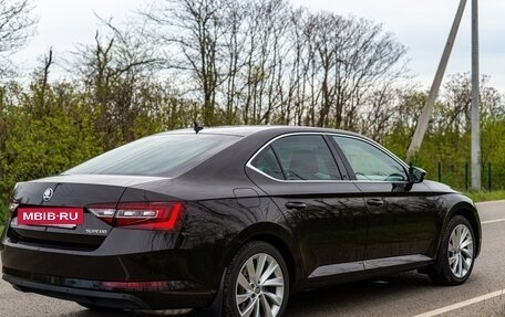 Skoda Superb III рестайлинг, 2017 год, 1 750 000 рублей, 7 фотография
