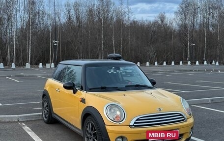 MINI Hatch, 2007 год, 725 000 рублей, 2 фотография