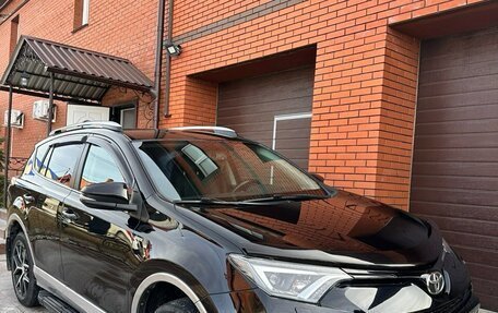Toyota RAV4, 2017 год, 3 000 000 рублей, 6 фотография