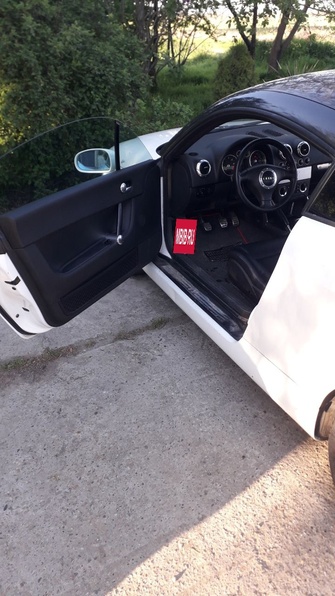 Audi TT 8N, 1999 год, 700 000 рублей, 1 фотография
