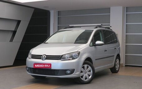 Volkswagen Touran III, 2014 год, 1 190 000 рублей, 1 фотография