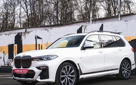 BMW X7, 2020 год, 10 777 000 рублей, 3 фотография