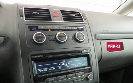 Volkswagen Touran III, 2014 год, 1 190 000 рублей, 10 фотография