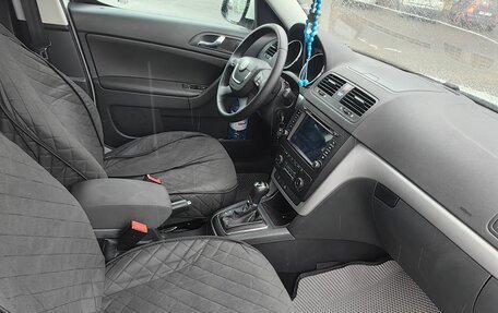Skoda Yeti I рестайлинг, 2013 год, 1 350 000 рублей, 17 фотография