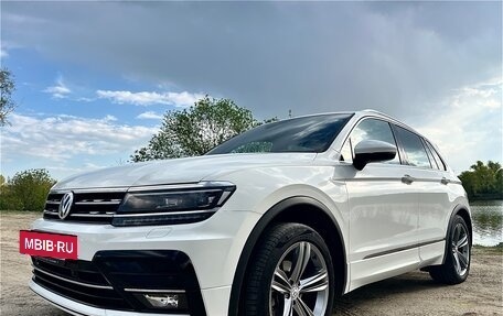 Volkswagen Tiguan II, 2020 год, 3 300 000 рублей, 3 фотография
