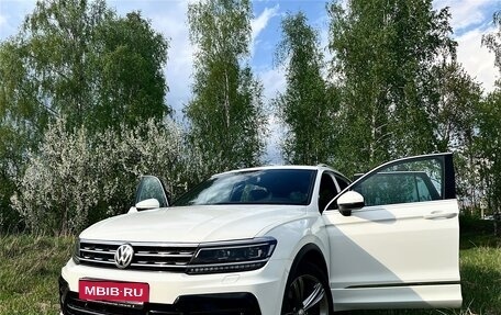 Volkswagen Tiguan II, 2020 год, 3 300 000 рублей, 17 фотография