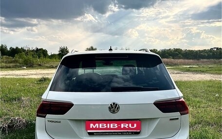 Volkswagen Tiguan II, 2020 год, 3 300 000 рублей, 16 фотография