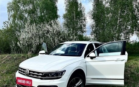 Volkswagen Tiguan II, 2020 год, 3 300 000 рублей, 20 фотография