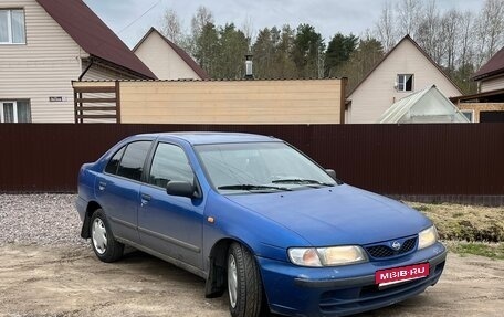 Nissan Almera, 1998 год, 250 000 рублей, 1 фотография