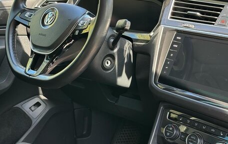 Volkswagen Tiguan II, 2019 год, 2 650 000 рублей, 8 фотография