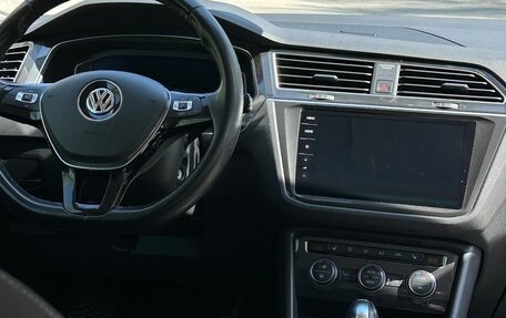 Volkswagen Tiguan II, 2019 год, 2 650 000 рублей, 7 фотография