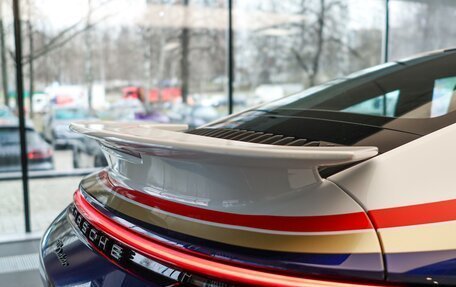 Porsche 911, 2023 год, 48 050 000 рублей, 12 фотография