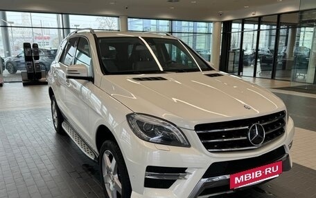 Mercedes-Benz M-Класс, 2013 год, 3 860 000 рублей, 3 фотография