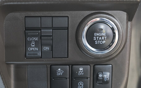 Toyota Roomy I, 2021 год, 1 169 000 рублей, 17 фотография