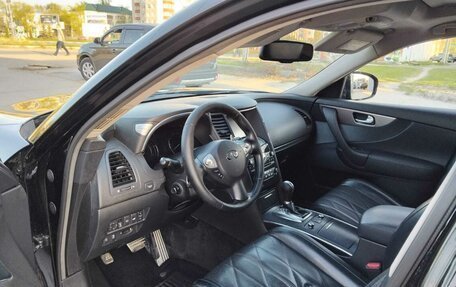 Infiniti QX70, 2015 год, 2 250 000 рублей, 6 фотография
