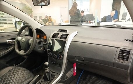Toyota Corolla, 2012 год, 780 000 рублей, 11 фотография
