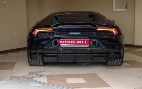 Lamborghini Huracán, 2020 год, 31 500 000 рублей, 3 фотография