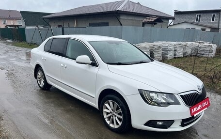Skoda Superb III рестайлинг, 2013 год, 1 300 000 рублей, 3 фотография