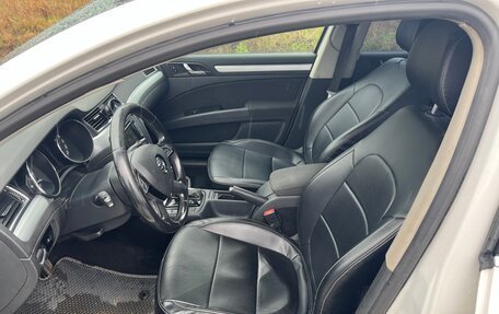 Skoda Superb III рестайлинг, 2013 год, 1 300 000 рублей, 10 фотография