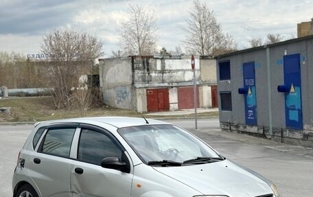 Chevrolet Aveo III, 2004 год, 125 000 рублей, 9 фотография