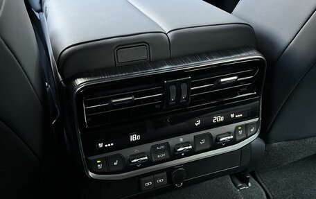 Toyota Land Cruiser, 2024 год, 13 190 000 рублей, 15 фотография