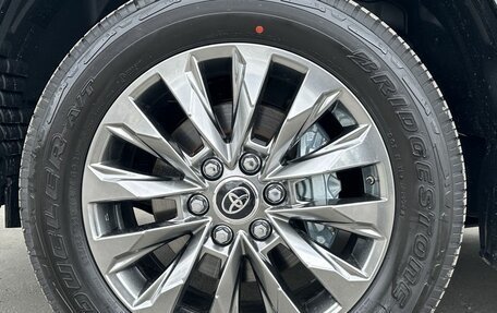 Toyota Land Cruiser, 2024 год, 13 190 000 рублей, 29 фотография