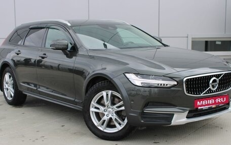 Volvo V90 Cross Country I рестайлинг, 2018 год, 3 299 000 рублей, 3 фотография