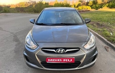 Hyundai Solaris II рестайлинг, 2011 год, 650 000 рублей, 1 фотография