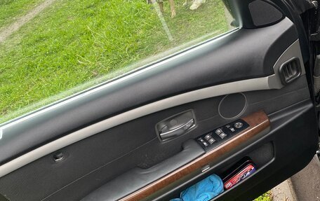 BMW 7 серия, 2002 год, 720 000 рублей, 17 фотография