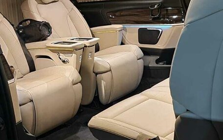 Mercedes-Benz V-Класс, 2021 год, 4 650 000 рублей, 10 фотография