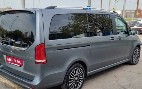 Mercedes-Benz V-Класс, 2021 год, 4 650 000 рублей, 12 фотография