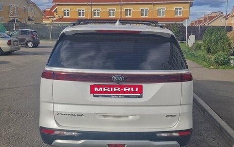 KIA Carnival, 2021 год, 3 200 000 рублей, 6 фотография