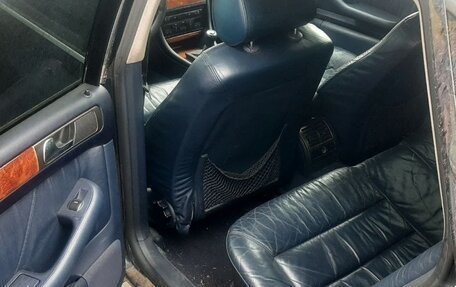 Audi A6, 1998 год, 250 000 рублей, 5 фотография