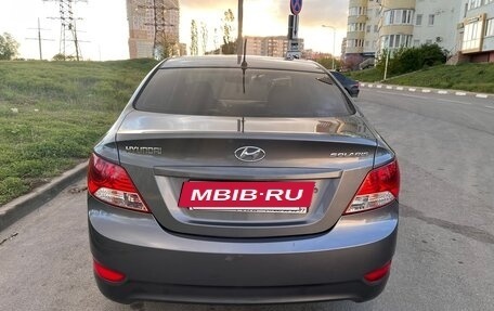 Hyundai Solaris II рестайлинг, 2011 год, 650 000 рублей, 6 фотография