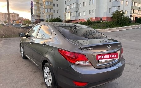 Hyundai Solaris II рестайлинг, 2011 год, 650 000 рублей, 7 фотография
