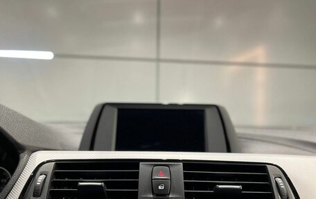 BMW 3 серия, 2018 год, 2 900 000 рублей, 20 фотография
