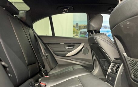 BMW 3 серия, 2018 год, 2 900 000 рублей, 26 фотография