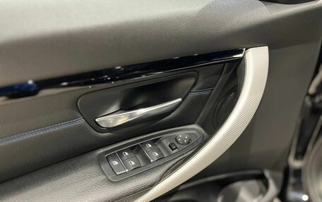 BMW 3 серия, 2018 год, 2 900 000 рублей, 28 фотография