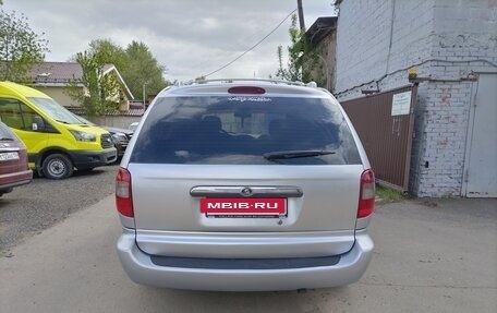 Chrysler Town & Country IV, 2002 год, 700 000 рублей, 5 фотография