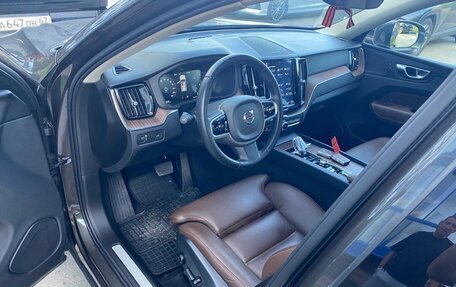 Volvo XC60 II, 2019 год, 3 950 000 рублей, 8 фотография