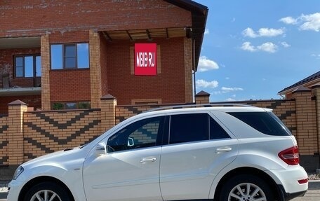 Mercedes-Benz M-Класс, 2011 год, 1 599 999 рублей, 5 фотография