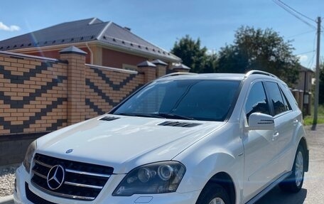Mercedes-Benz M-Класс, 2011 год, 1 599 999 рублей, 2 фотография