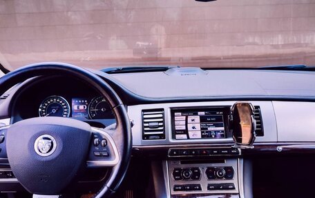 Jaguar XF I рестайлинг, 2012 год, 2 000 000 рублей, 4 фотография