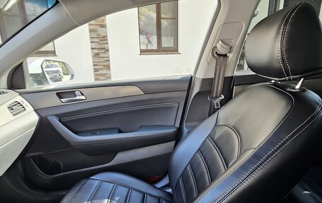 Hyundai Sonata VII, 2019 год, 1 850 000 рублей, 32 фотография