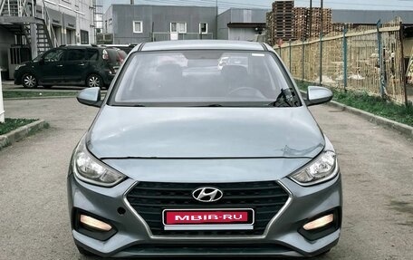 Hyundai Solaris II рестайлинг, 2017 год, 680 000 рублей, 2 фотография