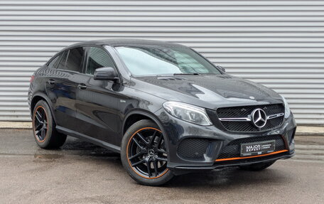 Mercedes-Benz GLE Coupe AMG, 2017 год, 5 500 000 рублей, 3 фотография