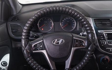 Hyundai Solaris II рестайлинг, 2015 год, 1 169 000 рублей, 15 фотография