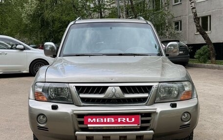 Mitsubishi Pajero III рестайлинг, 2006 год, 1 170 000 рублей, 2 фотография