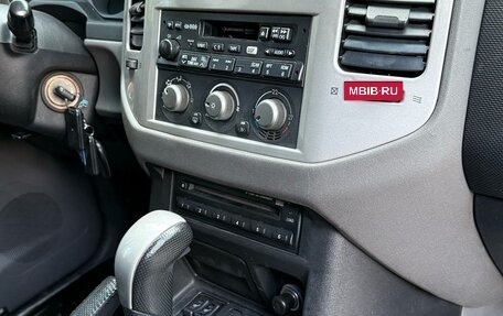 Mitsubishi Pajero III рестайлинг, 2006 год, 1 170 000 рублей, 13 фотография